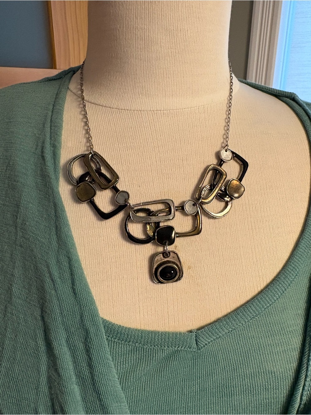 Silver-Tone Geometric Link Necklace - Modern Statement Jewelry